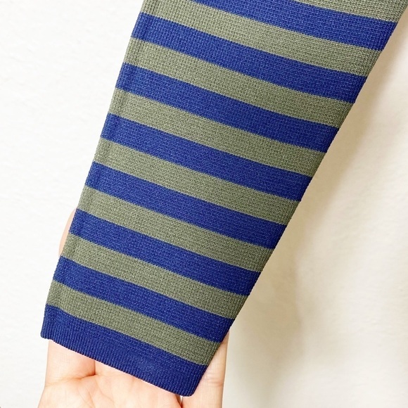 Good American The Line Up Long Sleeve Blue… - Picture 5 of 7